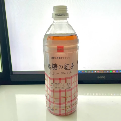 ベイシア　無糖の紅茶